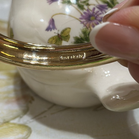 Vintage Givenchy hinged boxed clasp gold metal bracelet w/Cubic Zircona - Picture 9 of 11